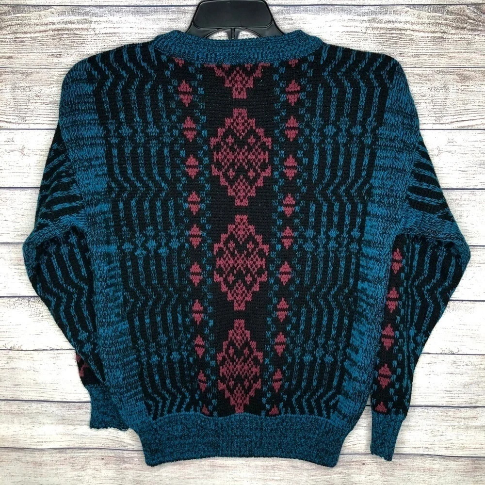 Trend Basics Vintage Multicolor Sweater Size M
